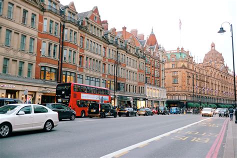 knightsbridge pawn shops